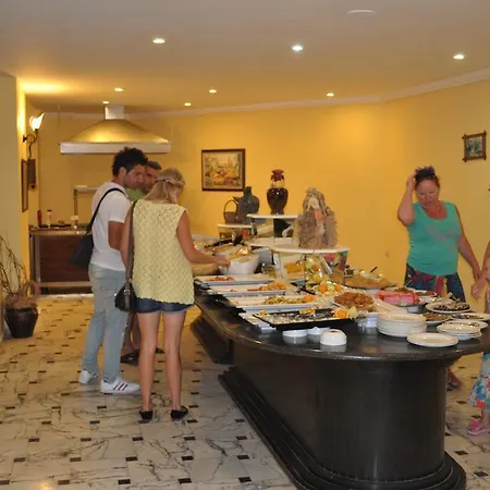 فندق Grand Ozcelik 3*
