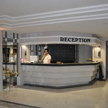 فندق Grand Ozcelik 3*
