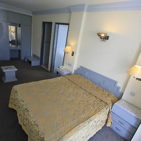 Grand Ozcelik Hotel