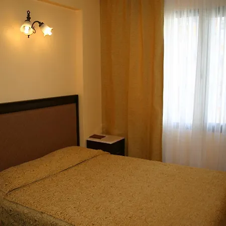 فندق Grand Ozcelik كوشاداسيه