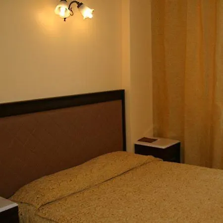 فندق Grand Ozcelik كوشاداسيه